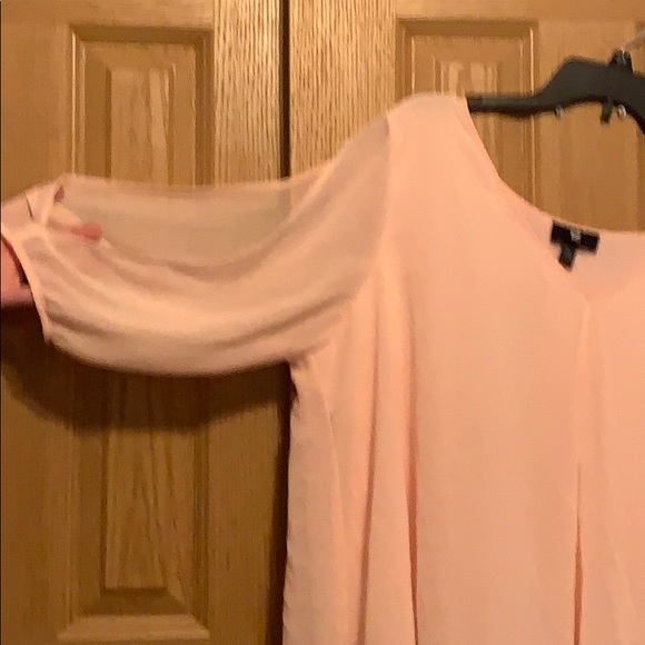 Pink top - Picture 2 of 2